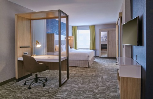 Dearborn Hotel | SpringHill Suites by Marriott Detroit Dearborn