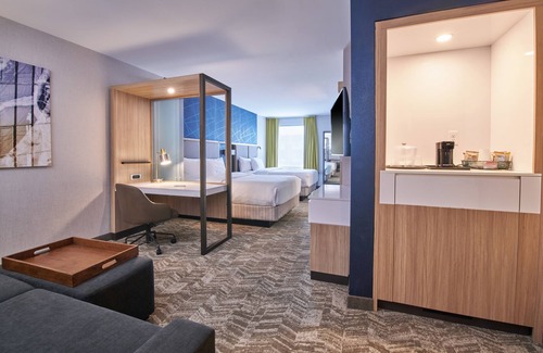 Dearborn Hotel | SpringHill Suites by Marriott Detroit Dearborn