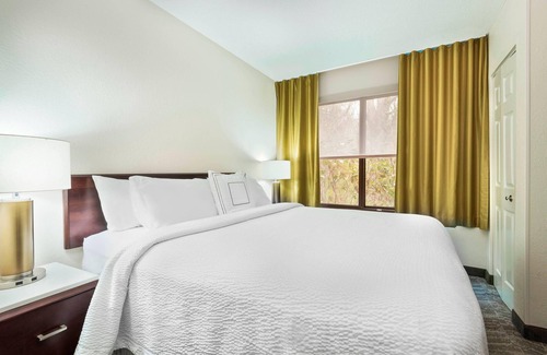 Asheville Hotel | SpringHill Suites by Marriott Asheville