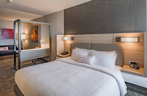 North Dallas Hotel | SpringHill Suites by Marriott Dallas Central Expressway