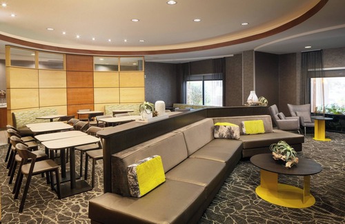 Savannah Hotel | SpringHill Suites by Marriott Savannah I-95