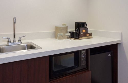 Concord Hotel | SpringHill Suites by Marriott Charlotte Concord Mills Spdwy