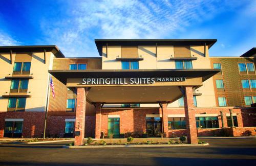Southern Crossing Hotel | SpringHill Suites by Marriott Bend