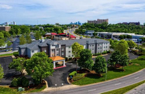 Metrocenter - North Rhodes Park Hotel | SpringHill Suites Nashville MetroCenter