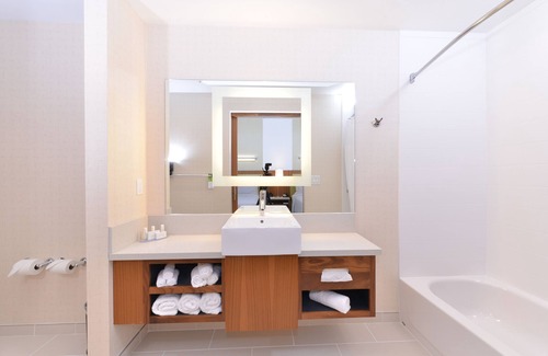 Southwest Raleigh Hotel | SpringHill Suites Raleigh Cary