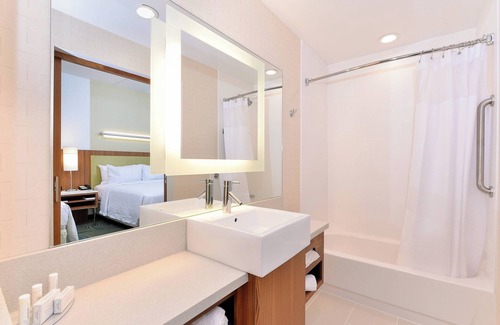 Southwest Raleigh Hotel | SpringHill Suites Raleigh Cary