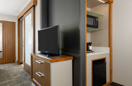Lake Delton Hotel | SpringHill Suites Wisconsin Dells