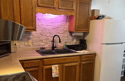 Eminence Cabaña | Springside Cottage in beautiful Eminence. Great outdoor space - NEW Hot tub!