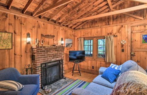 Boothbay Harbor Casa | Sprucewold Boothbay Harbor Cottage with Deck