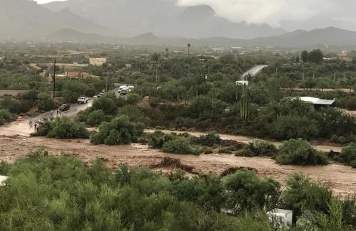 Cave Creek Cama Y Desayuno | Spur Cross Inn