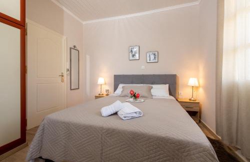 Diakofto Apartamento | SPYROS APARTMENT