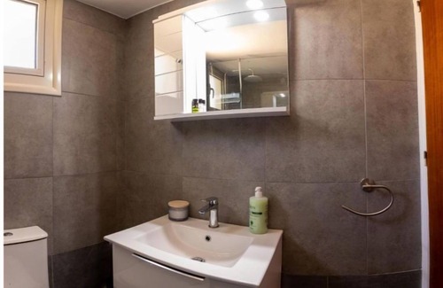 Meneou Casa | Spyros No23 Charming Oceanview Maisonette