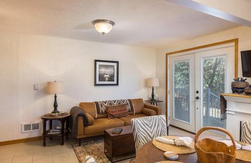 Sequim Apartamento | SQ Ramblin Rose 3