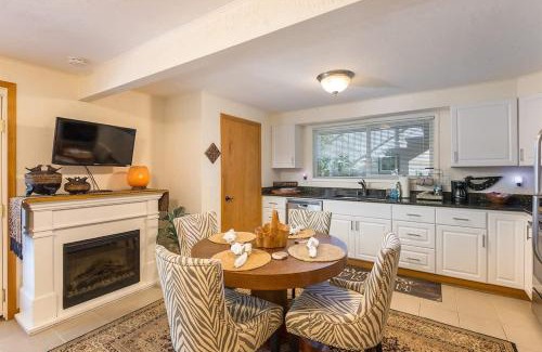 Sequim Apartamento | SQ Ramblin Rose 3