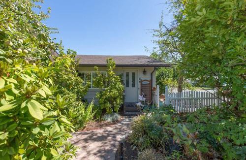 Sequim Apartamento | SQ Rose Bud 1