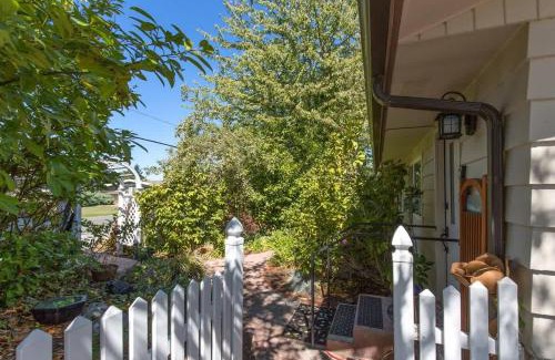 Sequim Apartamento | SQ Rose Bud 1