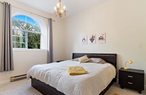Squamish Casa | SQUAMISH STOKE HOUSE Gateway to adventure