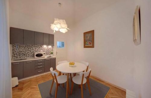Osijek Apartamento | Square 12 Osijek