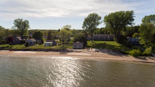 Jacksonport Complejo | Square Rigger Lodge