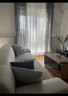 Cacak Apartamento | SQUARE