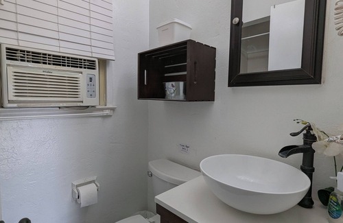 Squaw Valley Cabina | Squaw Valley Motel Room #4