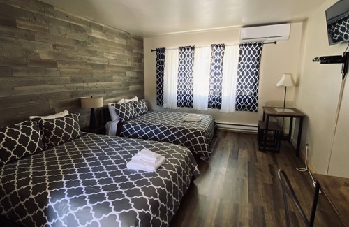 Leavenworth Hotel | Squirrel Tree Resort