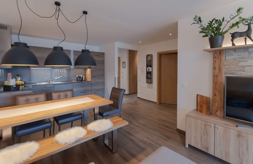 Schuttdorf Apartamento | SR, Top 6 - Ap. 67m² mit 2 SZ, Terrasse 29 m²