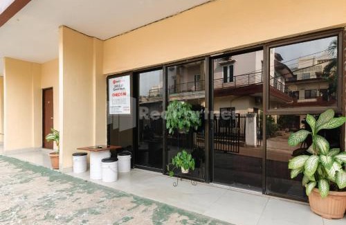 Bekasi Hotel | SRB near Mall Ciputra CIbubur Mitra RedDoorz