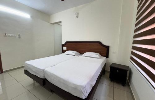 Thiruvananthapuram Hotel | Sri Gavuri Nivas