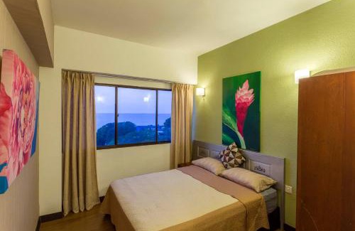 Batu Ferringhi Apartamento | Sri Sayang Seaview Holiday Home