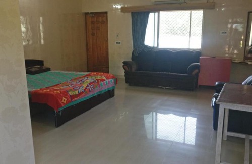 Mahabalipuram Beach Casa | sridhar guest house 7010696049 mahabalipuram