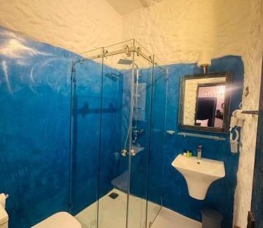 Ettukala Hotel | Srinill Beach Resort