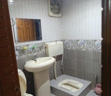 Dhirkot Apartamento | SS Guesthouse