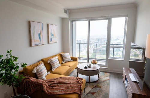 Markham Apartamento | § markham downtown New Deluxe 3BR 2.5 Bathroom Apartment, 2free parking