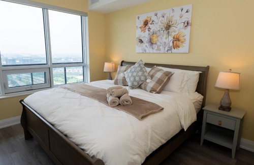 Markham Apartamento | § markham downtown New Deluxe 3BR 2.5 Bathroom Apartment, 2free parking