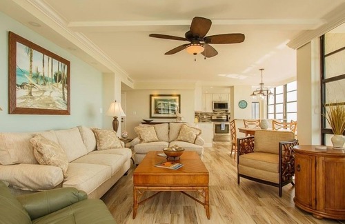 Marco Island Condominio | Sst3-1612 - South Seas Tower 2 Bedroom Condo by Redawning