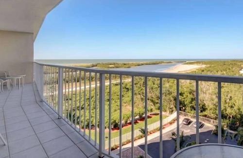 Marco Island Condominio | Sst4-808 - South Seas Tower 2 Bedroom Condo by Redawning