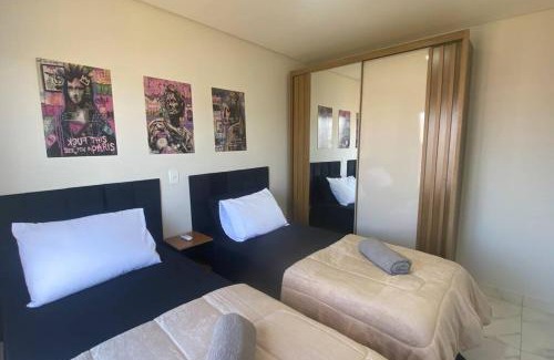 Tocantins Apartamento | Stúdio de 1 Quarto, Wifi 500mb, Condominio com Elevador, 1 Vaga de Garagem, Cozinha Completa - Indicado para Grupos, Hospedes a Trabalho, Família e Pets