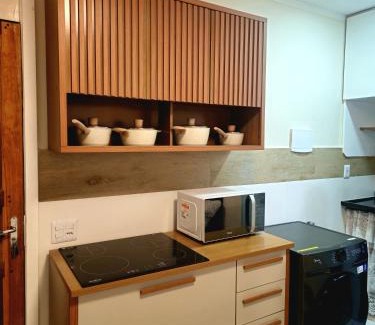 Verolme Apartamento | Stúdio Ipanema 307 Reformado - 200 metros da praia e passeios para ilhas