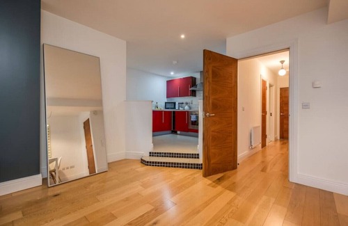 Cathedral Quarter Apartamento | St Ann's Apt Modern 1-Bed Apartment in Belfast’s Cathedral Quarter – Sleeps 4