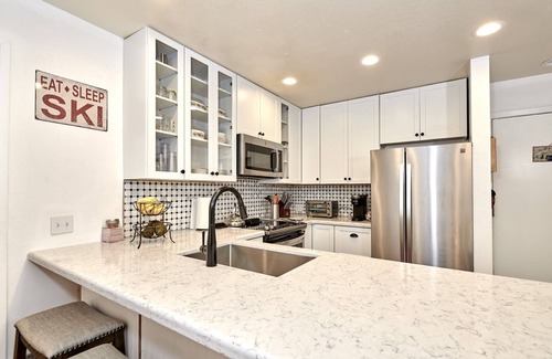 Mammoth Lakes Casa | St. Anton Condos With Rec Center
