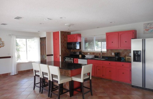 Elkton Casa | S t. Agustín 4 dormitorios / 2 baños para 8 personas, piscina. Ideal para familias y amantes de la naturaleza.