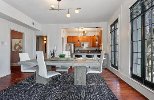 Faubourg Lafayette Apartamento | St Charles-Mardi Gras 6BD Home