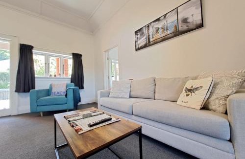 St. Clair Casa | St Clair Stay Walk To The Surf - 2 Bedrooms