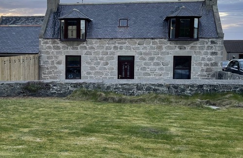 St Combs Cabaña | St Combs Beach House