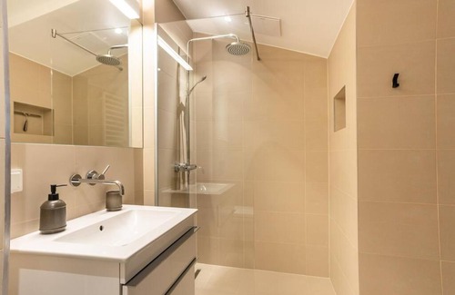 Schottenfeld Apartamento | St. Elizabeth 2