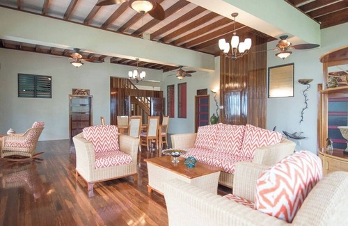 Cayo St. George Hotel | St. George's Caye Resort