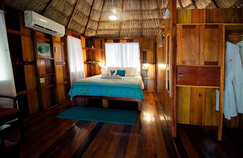 Cayo St. George Hotel | St. George's Caye Resort