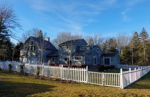 Tenants Harbor Casa | St George Treasure a 3-bedroom house with game room