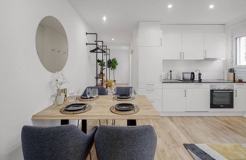 St. Gallen Apartamento | St. Georgen-Strasse Studios by VISIMO - Design. City. Nature